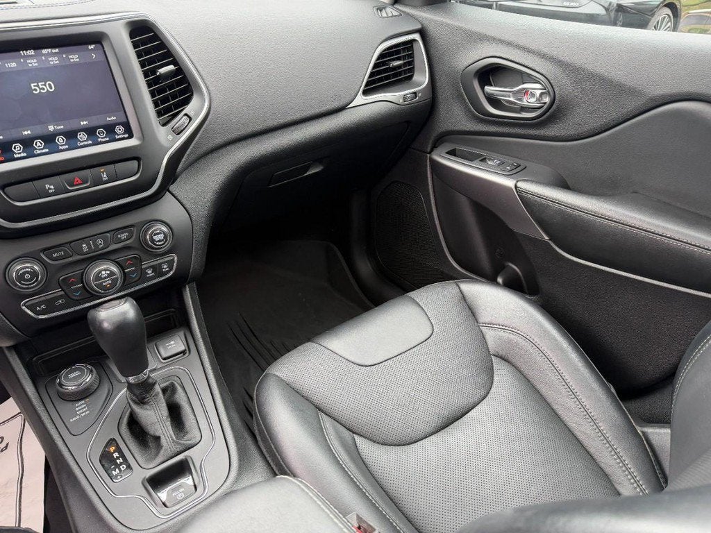 2022 Jeep Cherokee Latitude Lux