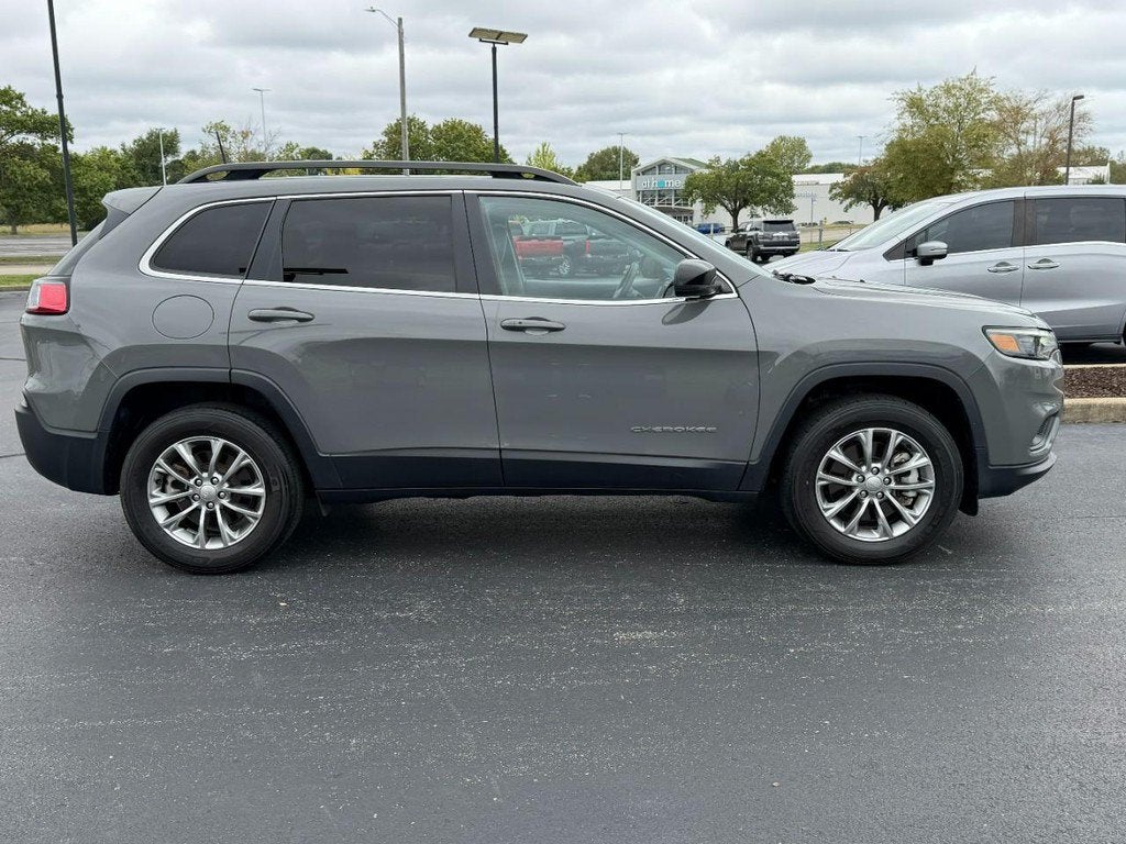 2022 Jeep Cherokee Latitude Lux
