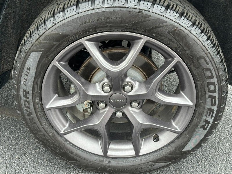 2021 Jeep Grand Cherokee 80th Anniversary Edition