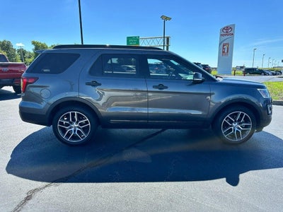 2017 Ford Explorer Sport