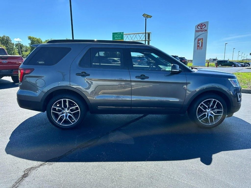 2017 Ford Explorer Sport