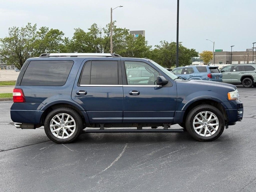 Used 2017 Ford Expedition Limited with VIN 1FMJU2AT3HEA00825 for sale in O'Fallon, IL