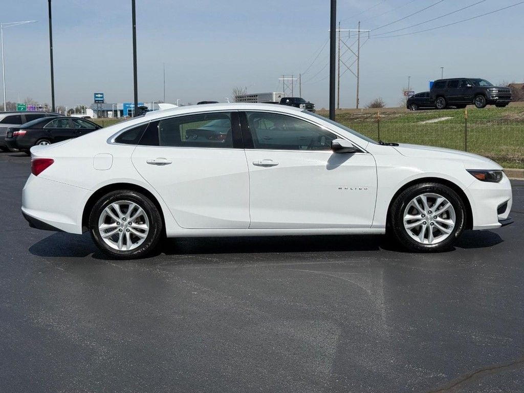 Used 2017 Chevrolet Malibu 1LT with VIN 1G1ZE5ST8HF258345 for sale in O'Fallon, IL