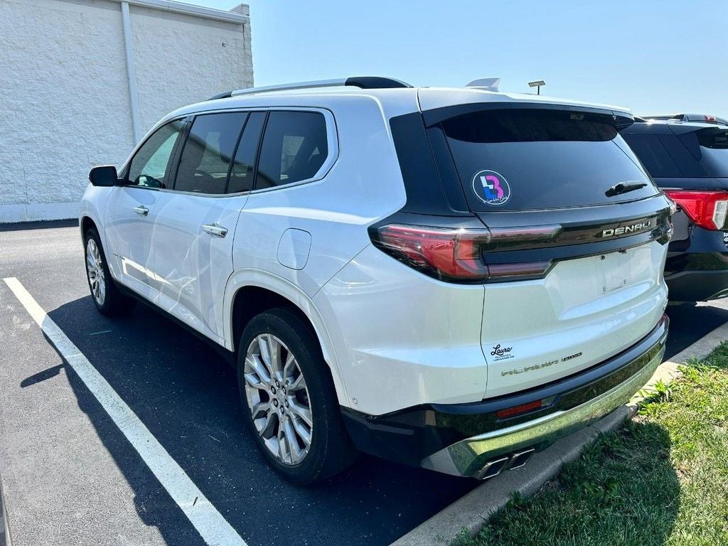 2024 GMC Acadia Denali