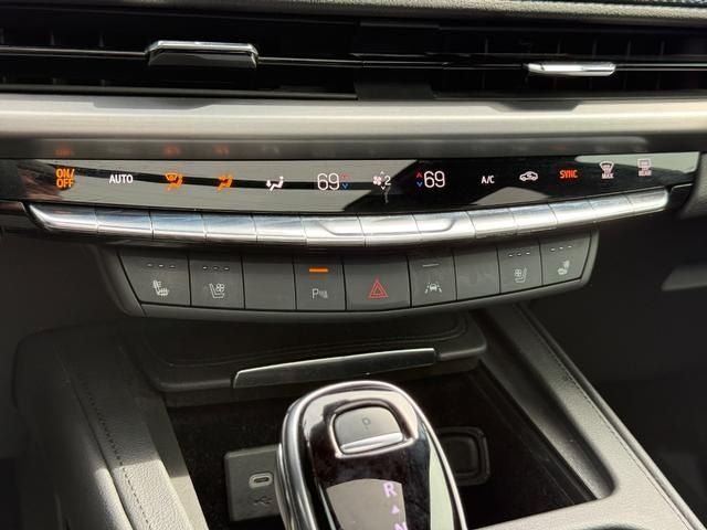 2024 Cadillac XT4 Sport