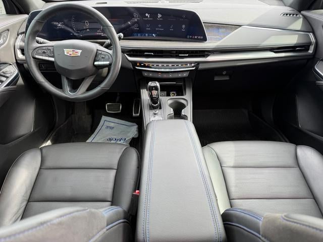 2024 Cadillac XT4 Sport