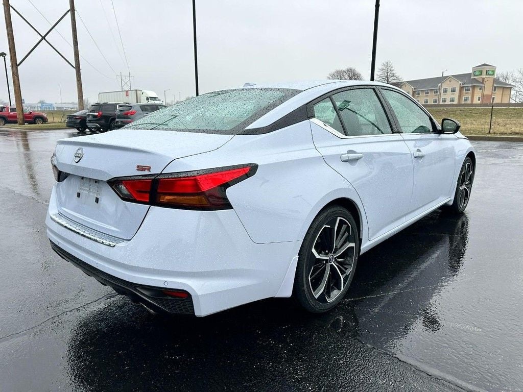 2023 Nissan Altima 2.5 SR