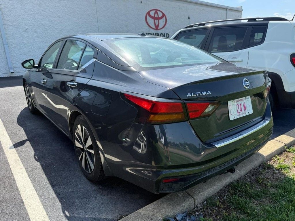 2022 Nissan Altima 2.5 SV