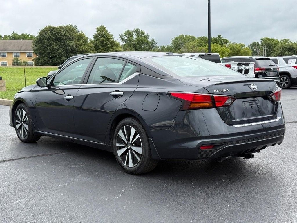 2022 Nissan Altima 2.5 SV