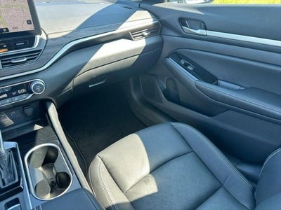 2025 Nissan Altima 2.5 SL