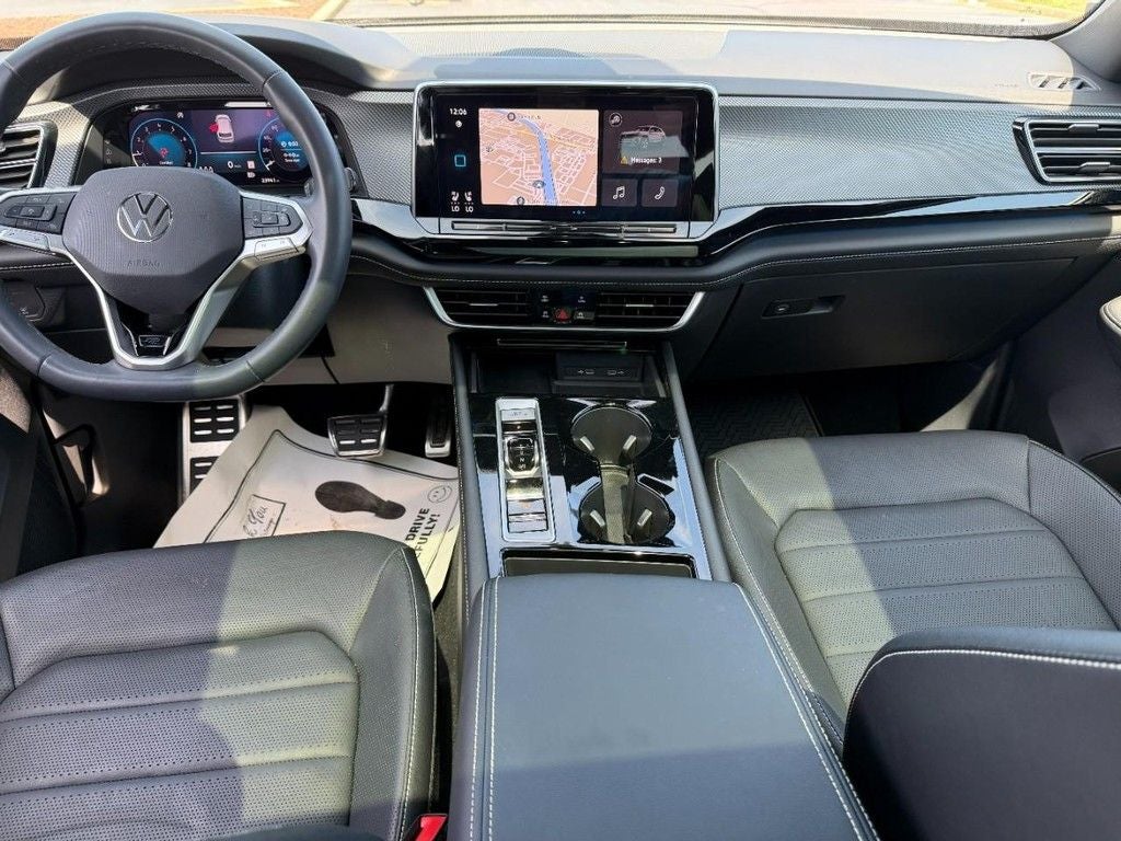 2024 Volkswagen Atlas Cross Sport 2.0T SEL R-Line