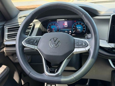 2024 Volkswagen Atlas Cross Sport 2.0T SEL R-Line