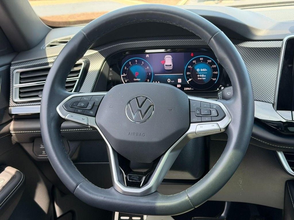 2024 Volkswagen Atlas Cross Sport 2.0T SEL R-Line