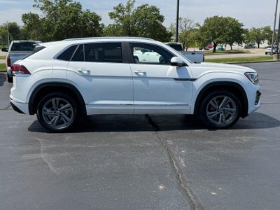2024 Volkswagen Atlas Cross Sport 2.0T SEL R-Line