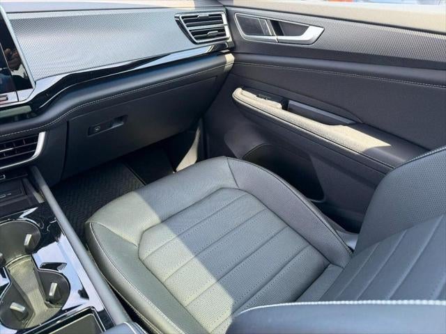2024 Volkswagen Atlas Cross Sport 2.0T SEL R-Line