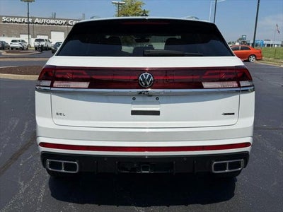 2024 Volkswagen Atlas Cross Sport 2.0T SEL R-Line