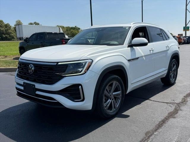 2024 Volkswagen Atlas Cross Sport 2.0T SEL R-Line