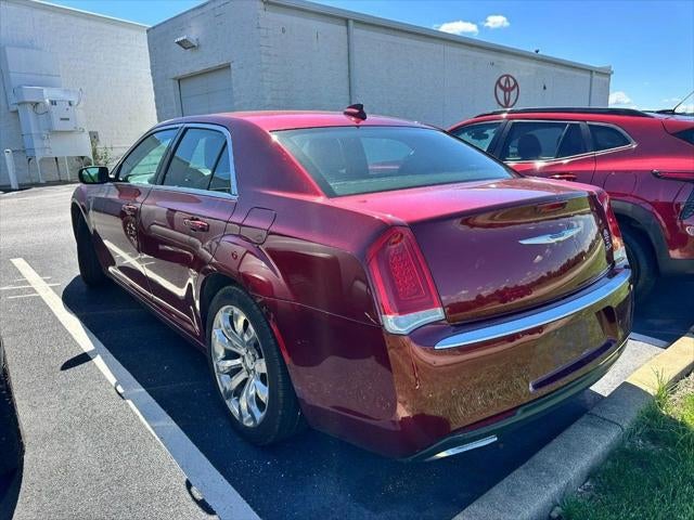2021 Chrysler 300 Touring