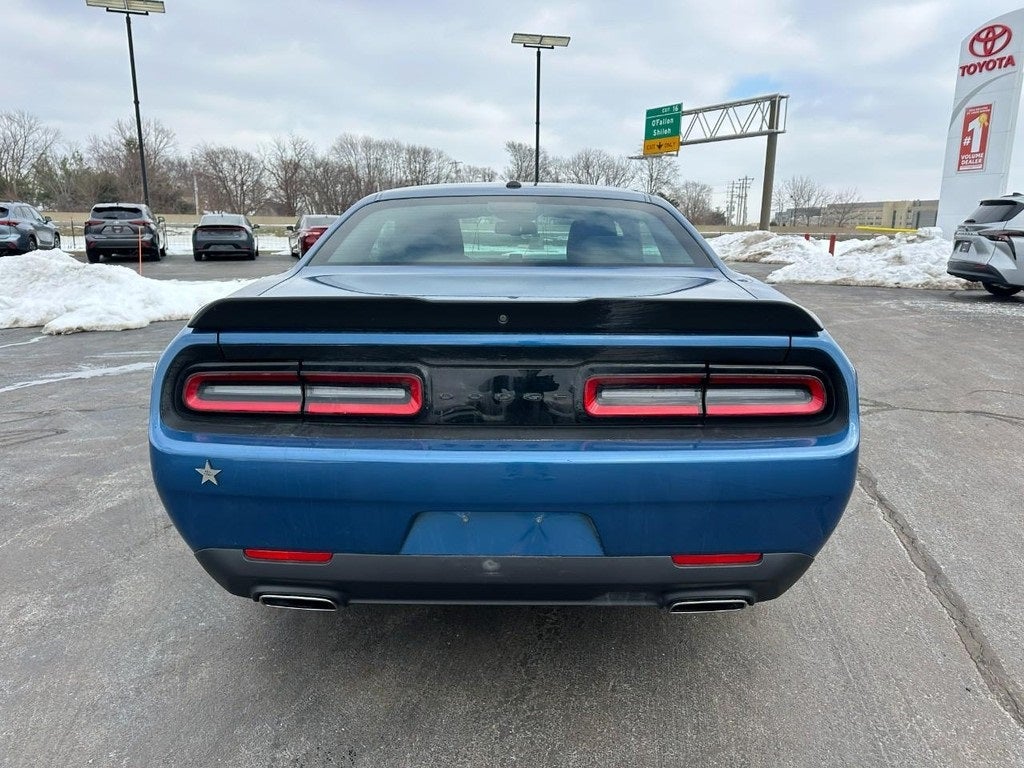 2022 Dodge Challenger SXT