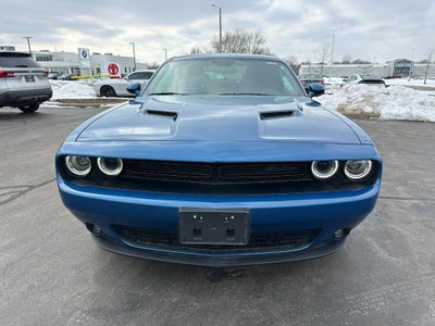 2022 Dodge Challenger SXT