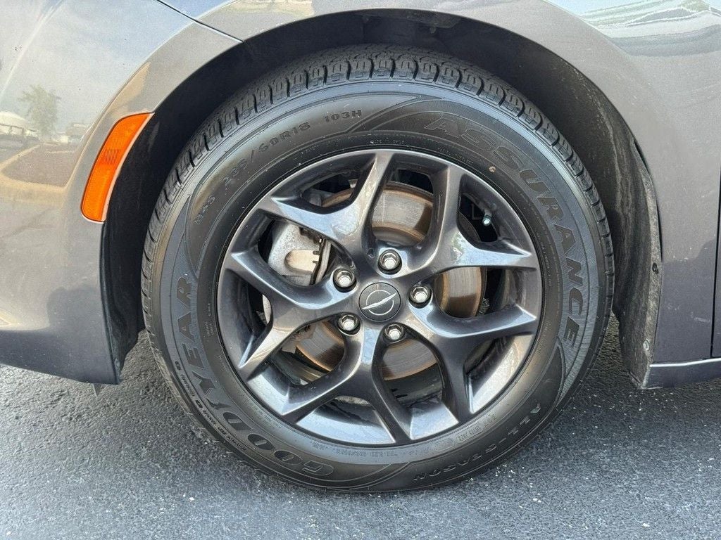 2020 Chrysler Pacifica Touring