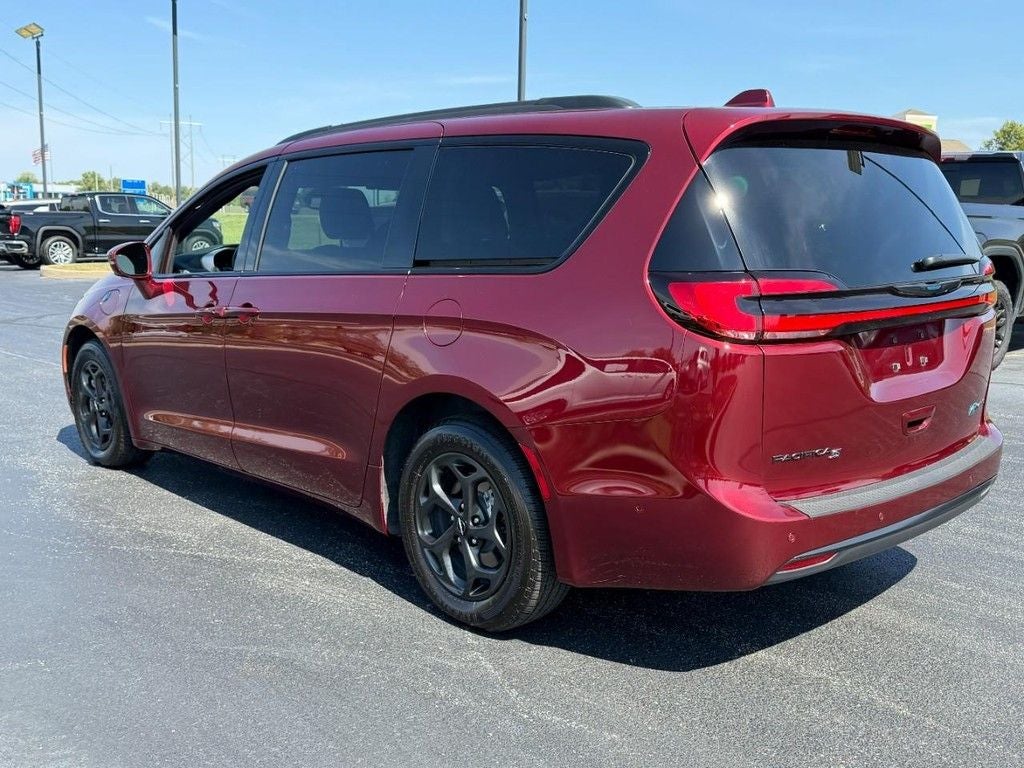 2021 Chrysler Pacifica Hybrid Limited