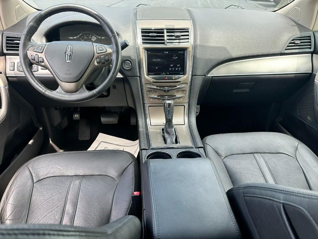 2015 Lincoln MKX Base