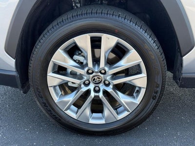 2025 Toyota RAV4 XLE Premium