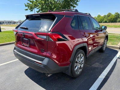 2022 Toyota RAV4 XLE Premium