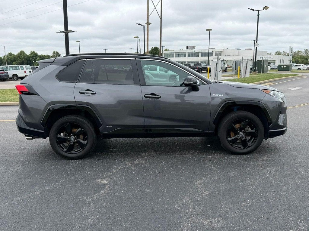 2019 Toyota RAV4 Hybrid XSE