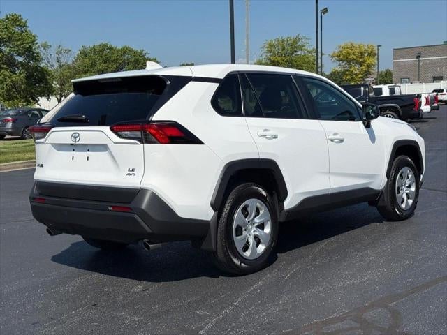 2022 Toyota RAV4 LE