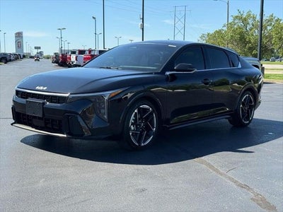 2025 Kia K4 GT-Line