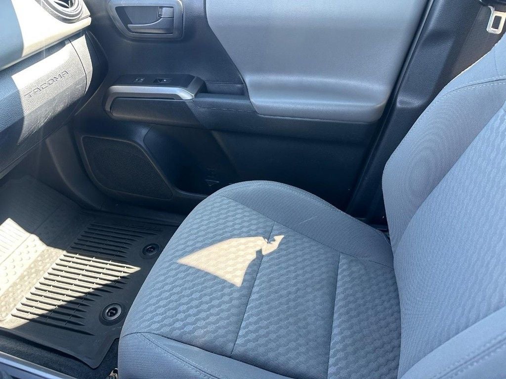 2022 Toyota Tacoma SR5 V6