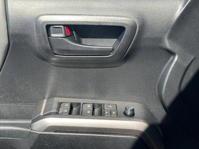 2022 Toyota Tacoma SR5 V6