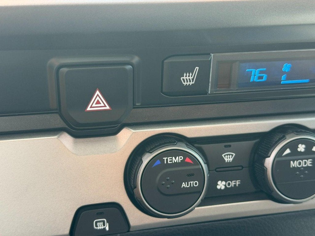 2023 Toyota Tacoma Limited V6