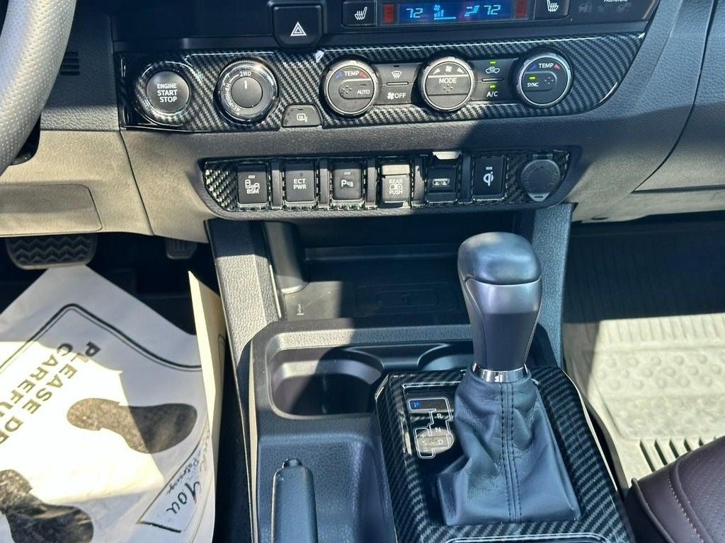 2022 Toyota Tacoma Limited V6