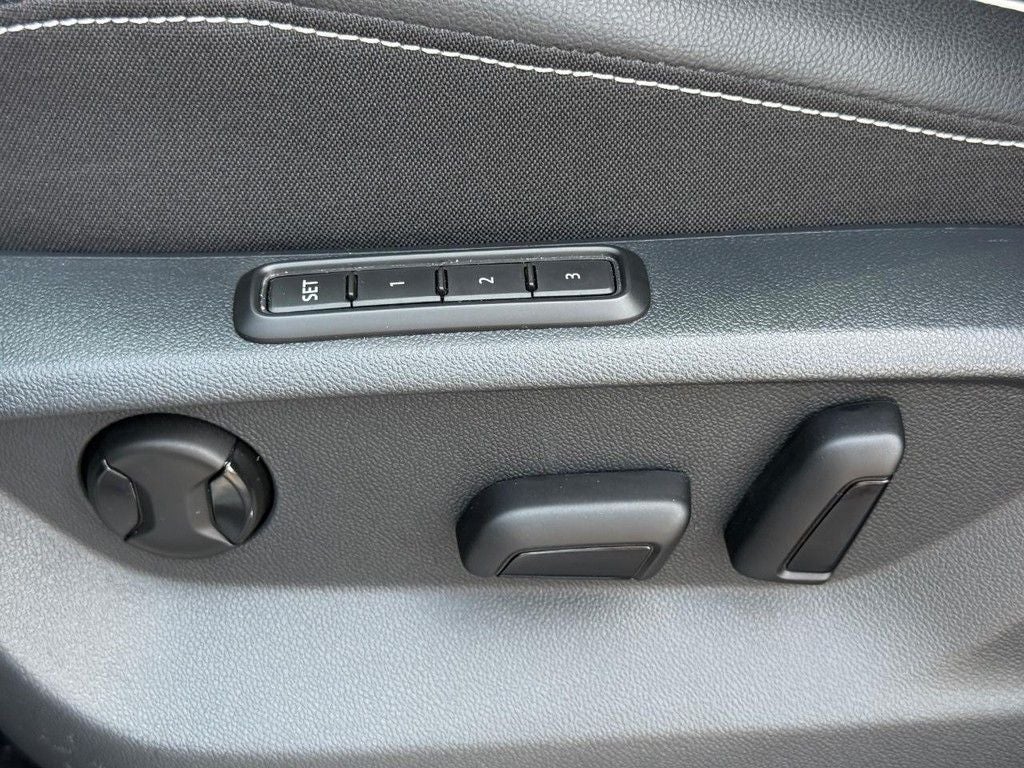 2022 Volkswagen Tiguan 2.0T SEL R-Line