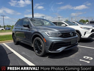2022 Volkswagen Tiguan 2.0T SE R-Line Black