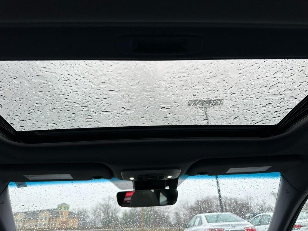 2019 Toyota Avalon Hybrid Limited