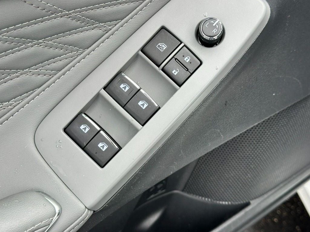 2019 Toyota Avalon Hybrid Limited