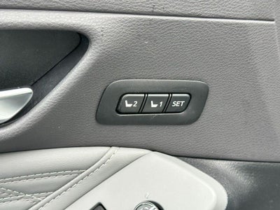 2019 Toyota Avalon Hybrid Limited