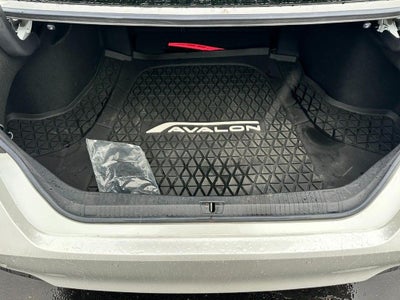 2019 Toyota Avalon Hybrid Limited