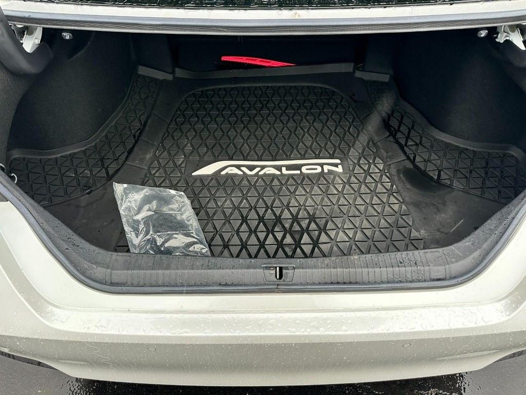 2019 Toyota Avalon Hybrid Limited