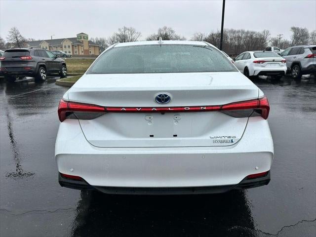 2019 Toyota Avalon Hybrid Limited