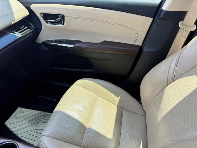 2016 Toyota Avalon Hybrid Limited