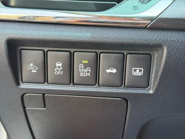 2016 Toyota Avalon Hybrid Limited