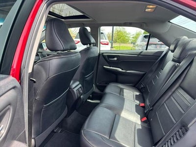 2016 Toyota Camry Hybrid XLE