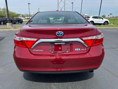 2016 Toyota Camry Hybrid XLE