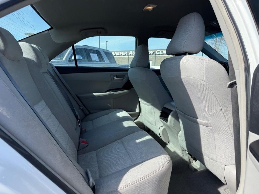 2017 Toyota Camry LE