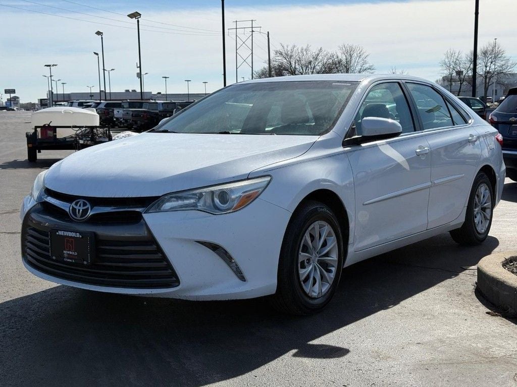 2017 Toyota Camry LE